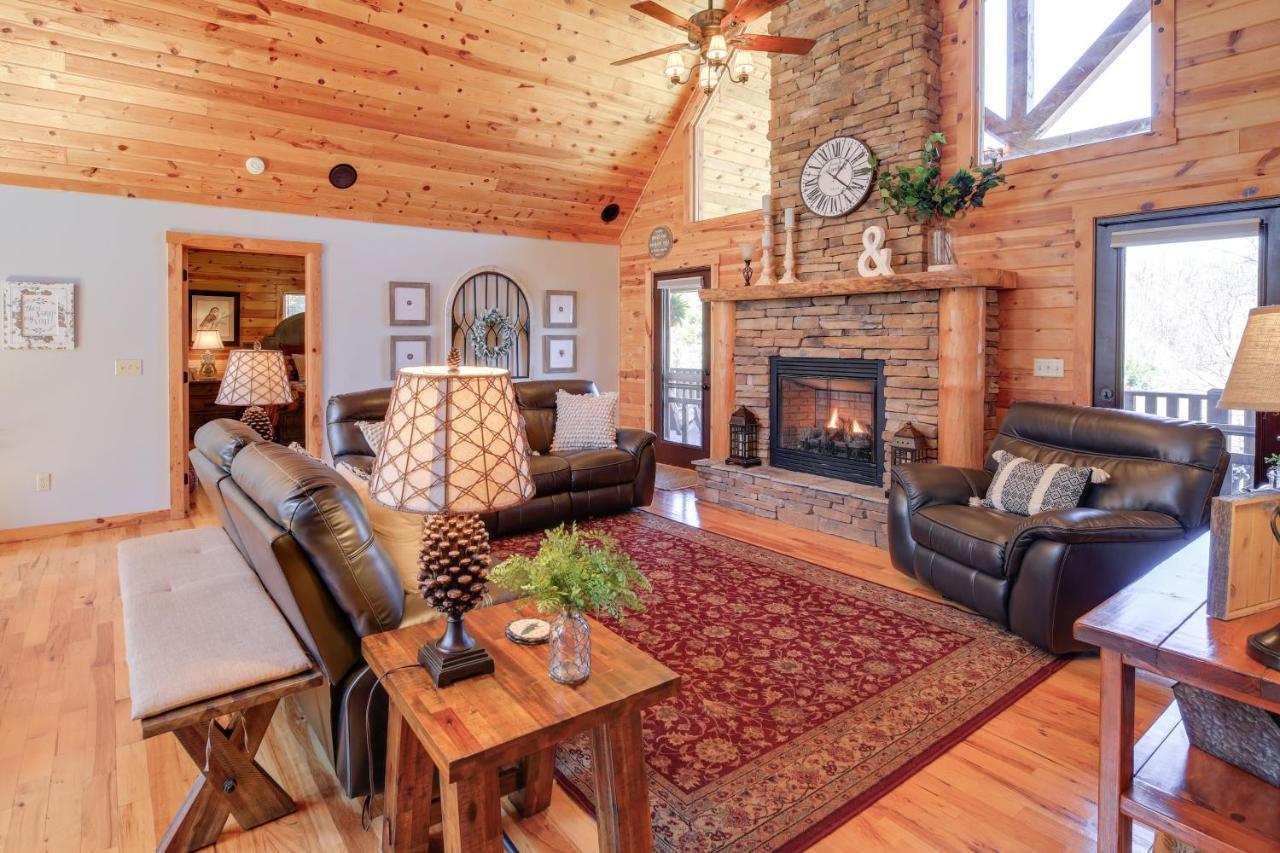 Sparta Cabin Stay With Gas Grill And Mountain Views! Exterior photo
