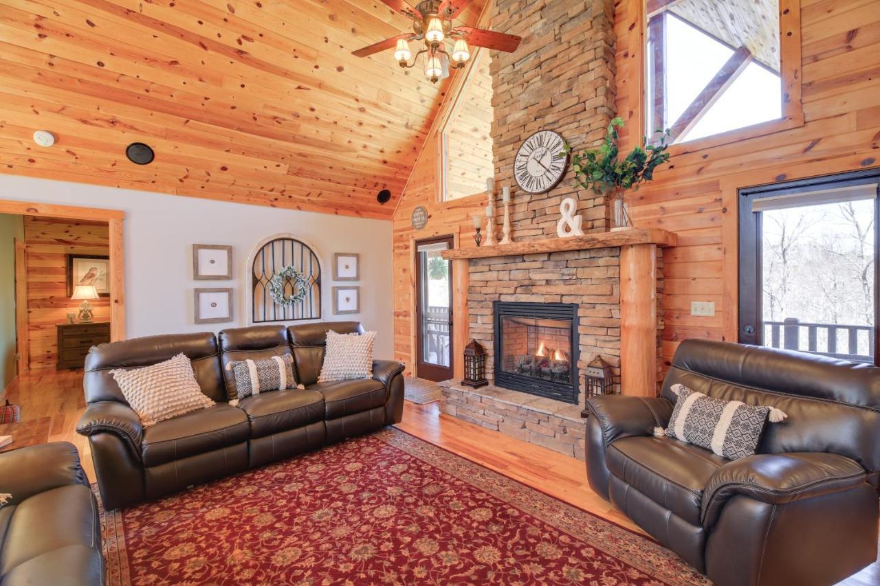 Sparta Cabin Stay With Gas Grill And Mountain Views! Exterior photo