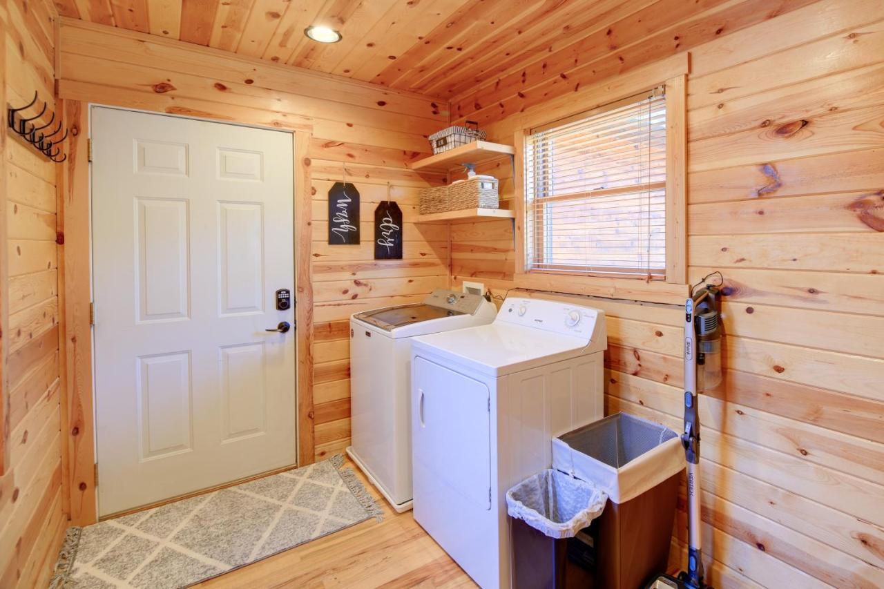 Sparta Cabin Stay With Gas Grill And Mountain Views! Exterior photo